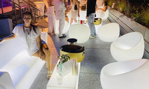 Tampa-glow-furniture-rental